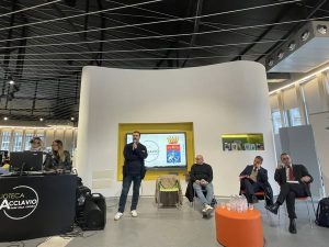 20 nov biblioteca taranto